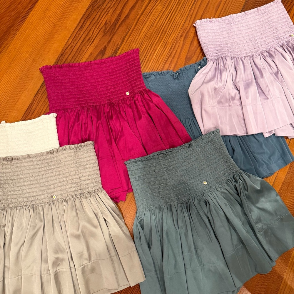 6 Natural Life Skorts XS size